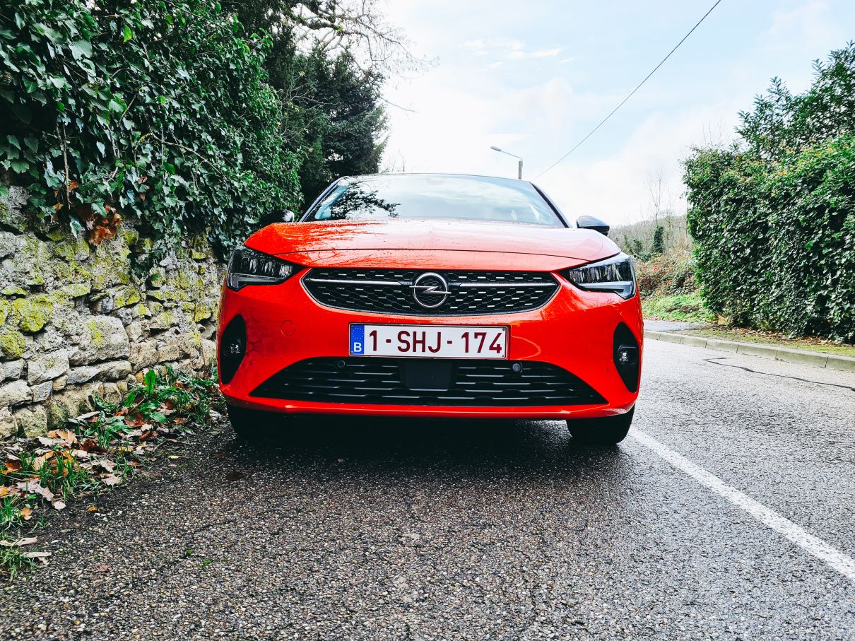 L'Opel Corsa-e: une autonomie de 330 km pour une expérience de